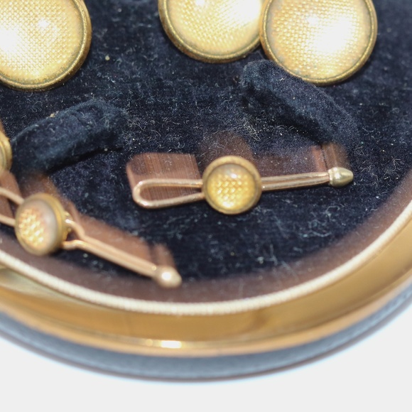 Art Deco cufflinks and Studs - Picture 2 of 3